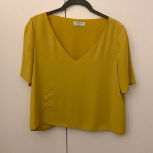 Aritzia mustard short sleeve blouse